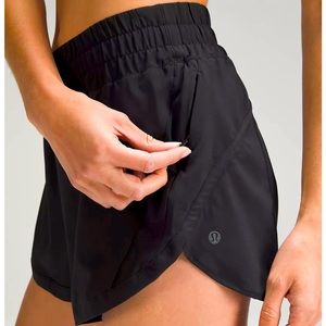 Lululemon Track That High-Rise Short Size 6